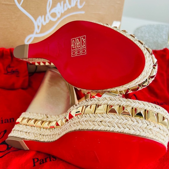 Christian Louboutin New in Box Gold Wedge Sandals Rare Sold out - Picture 6 of 9